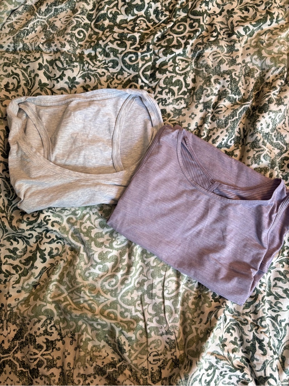 lululemon athletica Scoop Neck Tank - Light Gray & Lavender